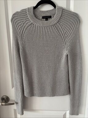 Banana Republic Light Gray Ribbed Crewneck Sweater